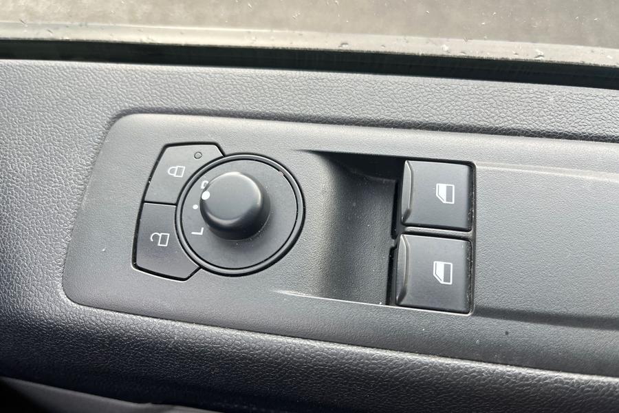 Ford TRANSIT CUSTOM Photo autoimg-bd990a8d304667947ac2fff9dba8ebe36d810119.jpg