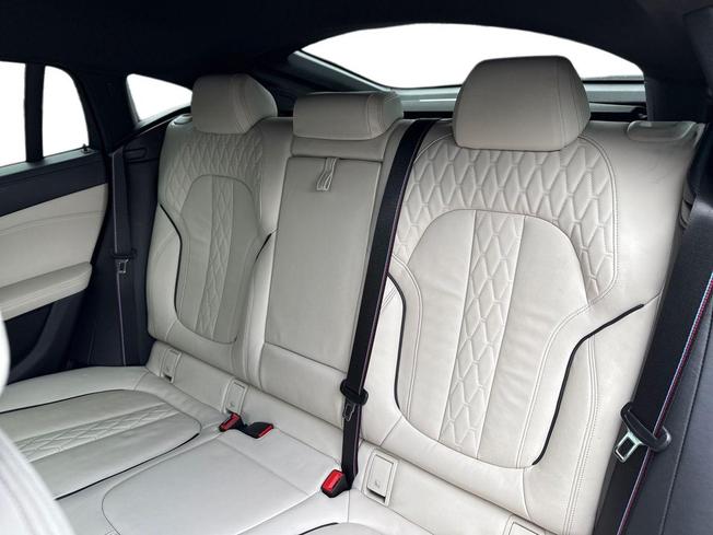 BMW X6 Photo 9