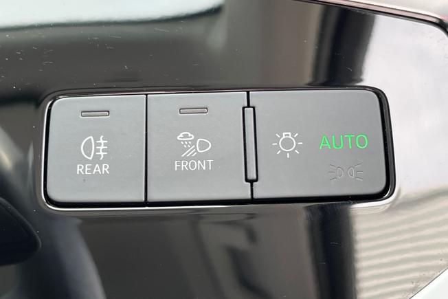 AUDI Q3 Photo 32