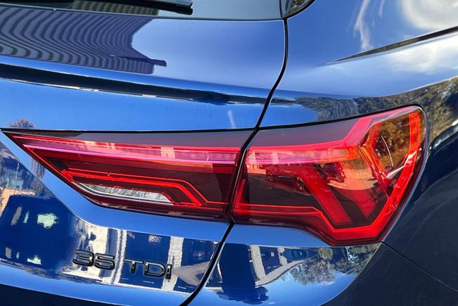 Audi Q3 Photo 18