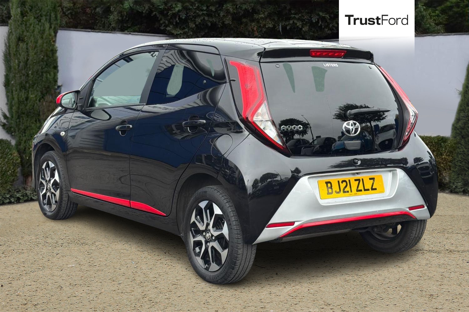 Toyota AYGO Photo 1