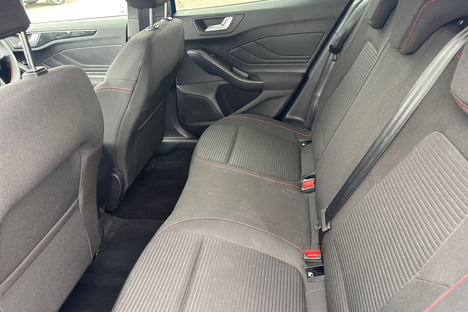 Ford FOCUS Photo 19