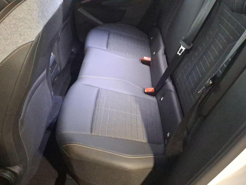 Used Peugeot 3008 BG74VCU 17