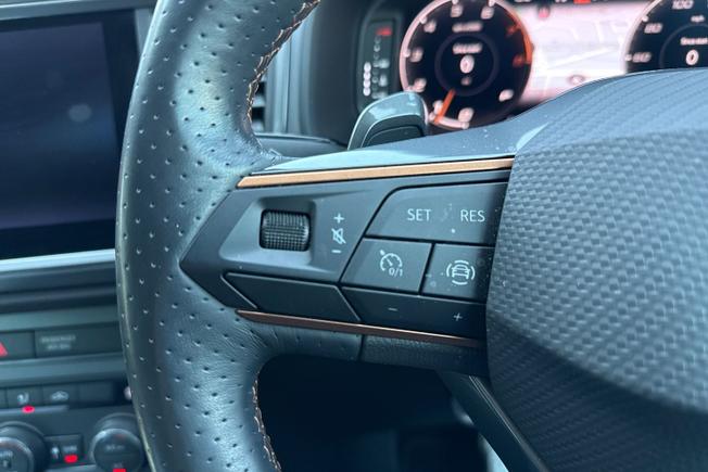CUPRA Ateca Photo 16
