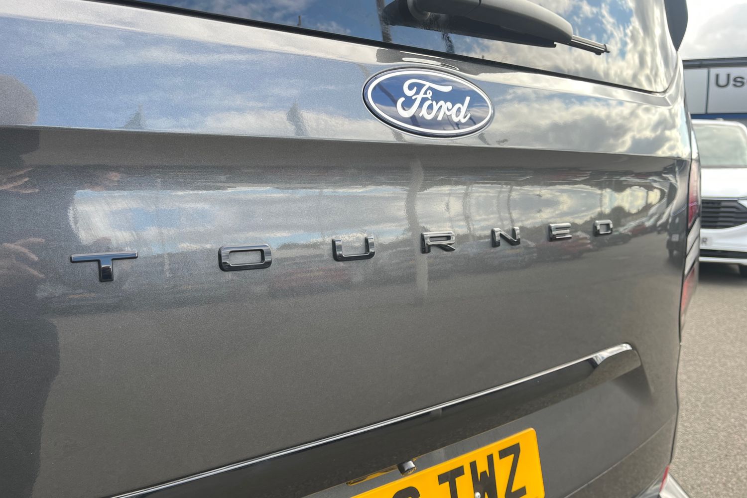 Ford TOURNEO CUSTOM Photo 19
