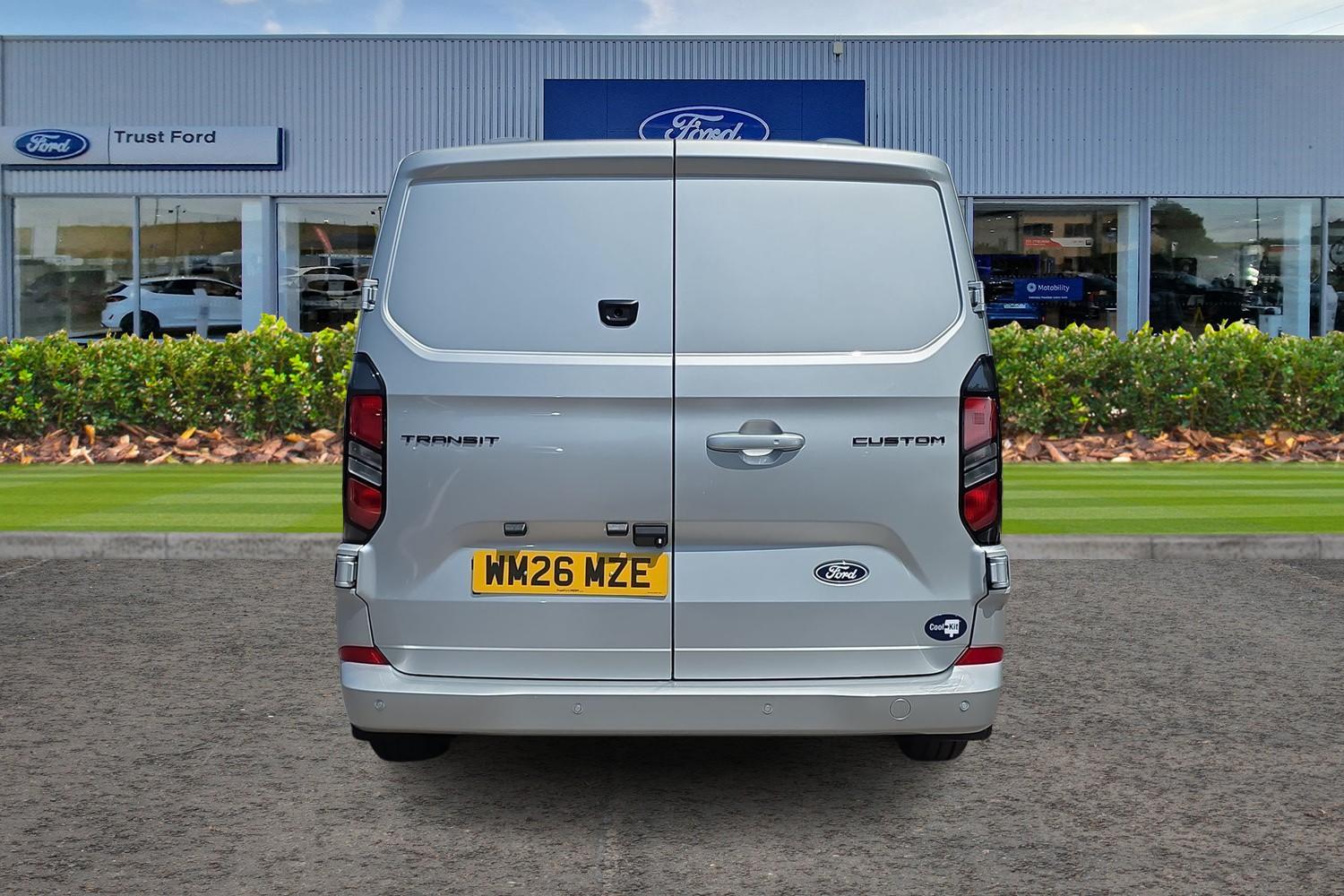 Ford Transit Custom Photo 12