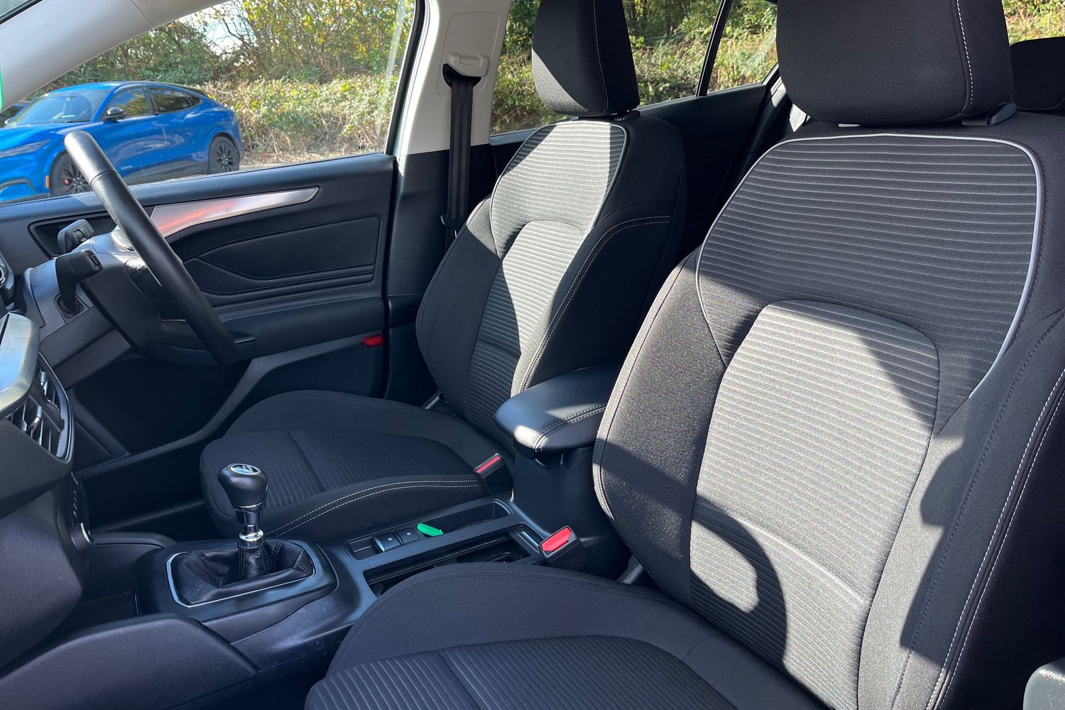 Ford FOCUS Photo 18