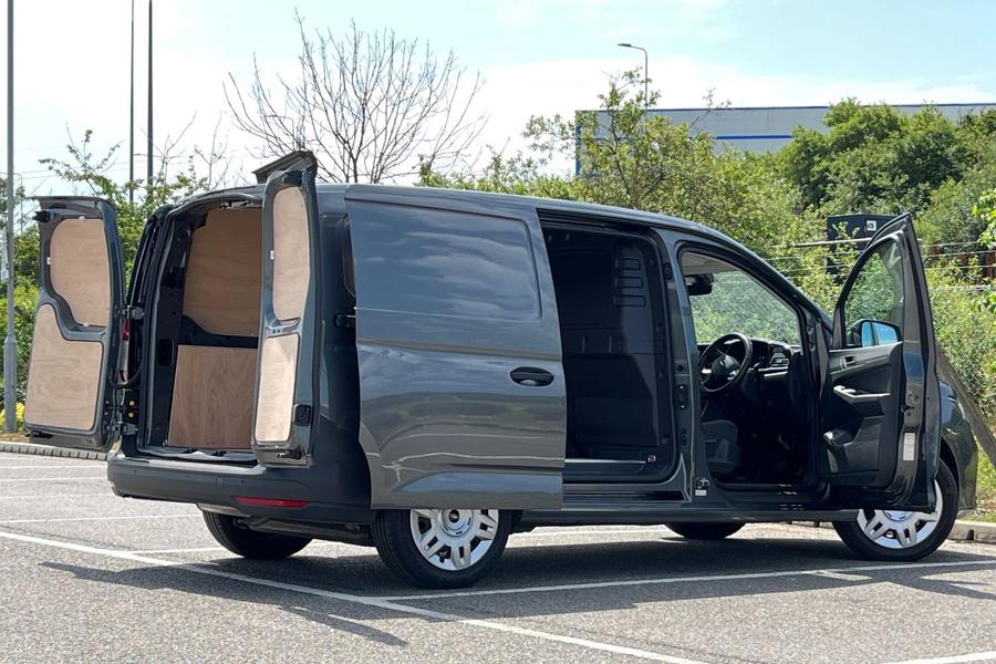 Ford TRANSIT CONNECT Photo autoimg-bdb8021c576e8e3f792199a305a06d39b1e0da5f.jpg