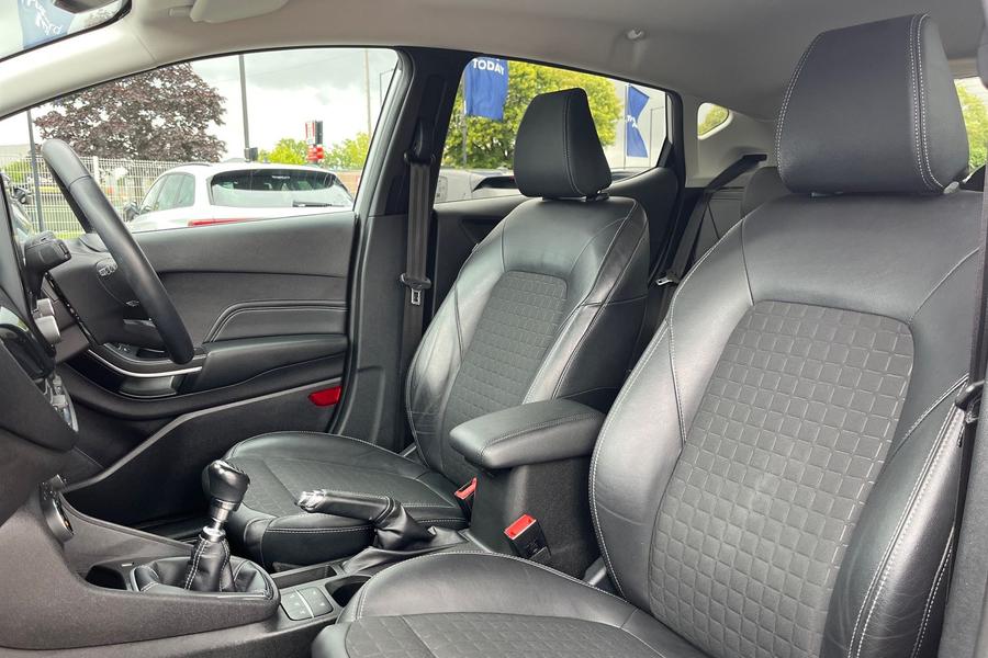 Ford Fiesta Photo autoimg-bdb8c9aa425631e9ac69a53c7a3d1a8e7208e6ec.jpg