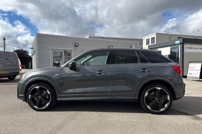 AUDI Q2 Photo 26