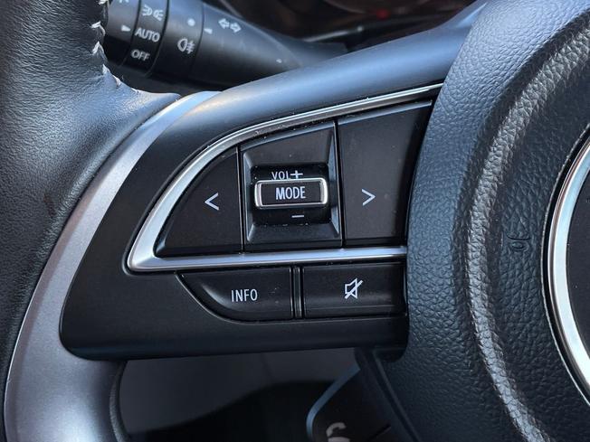 SUZUKI Swift Photo 16