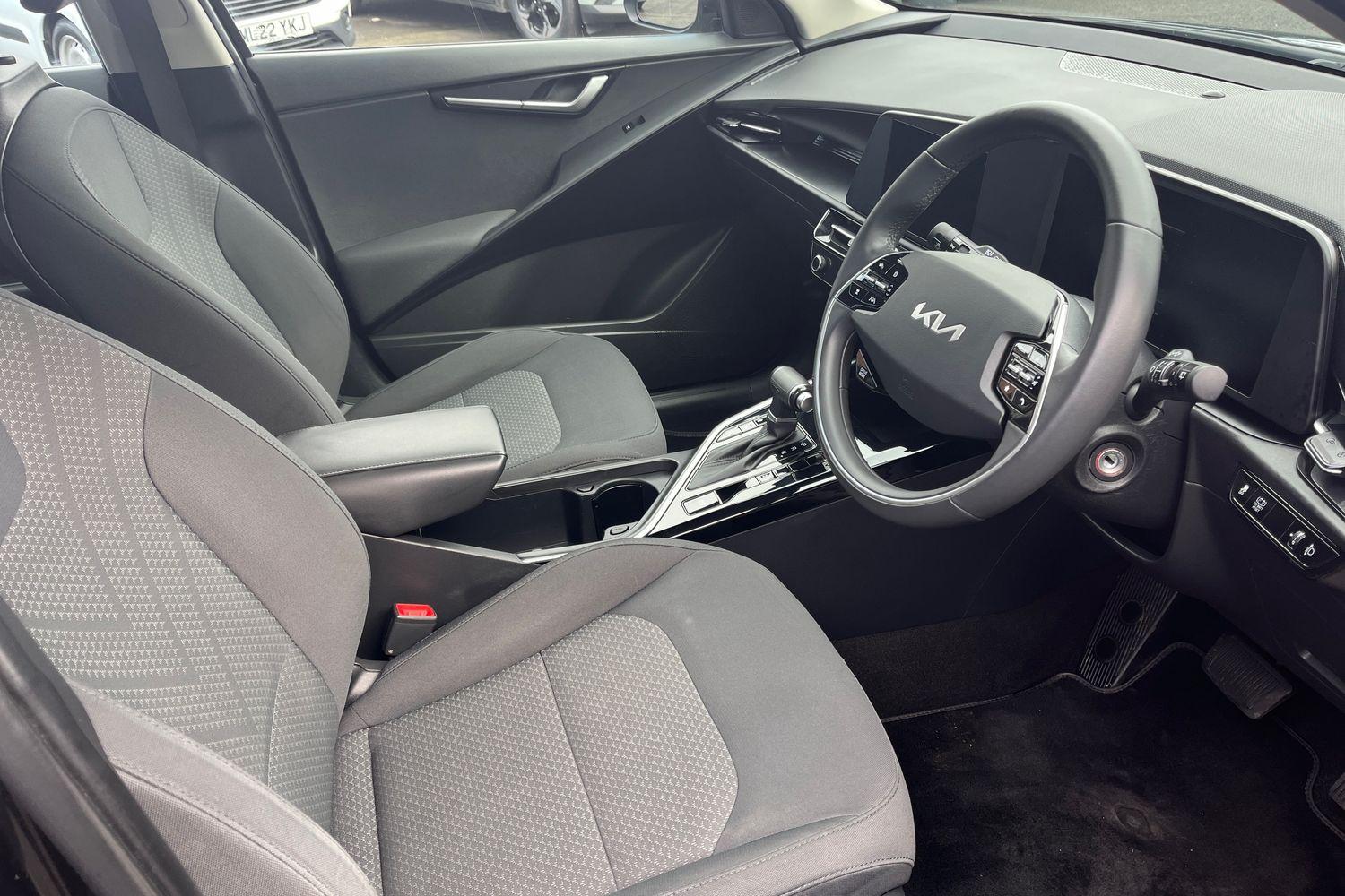 Kia NIRO Photo 16