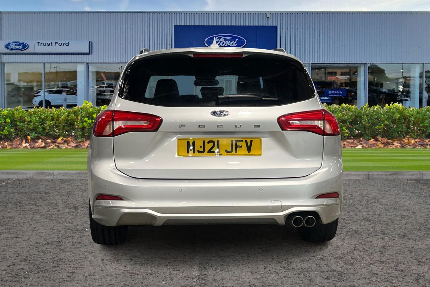 Ford Focus Photo 6