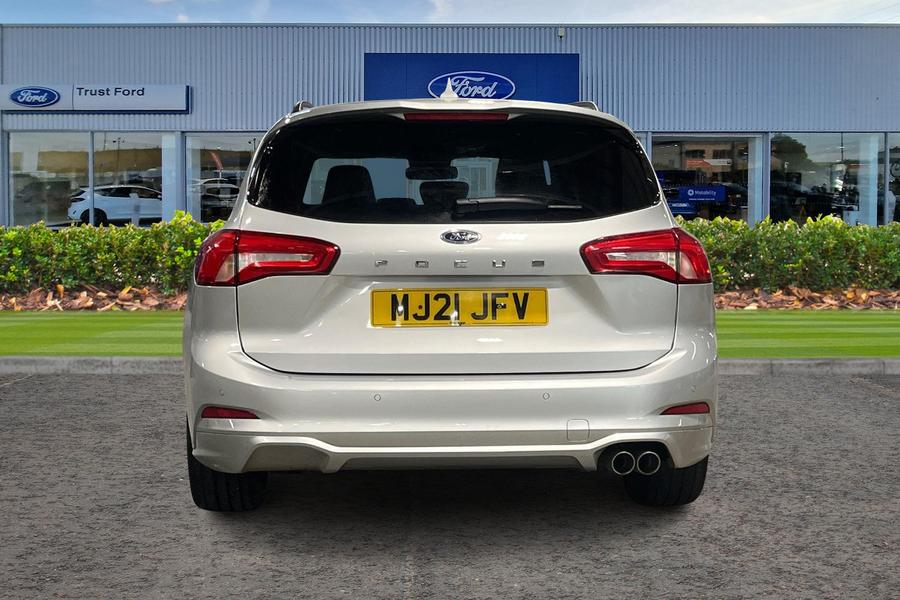 Ford Focus Photo autoimg-bdc6a0b09d8e77f40f7b53e233860351d2c15dc3.jpg