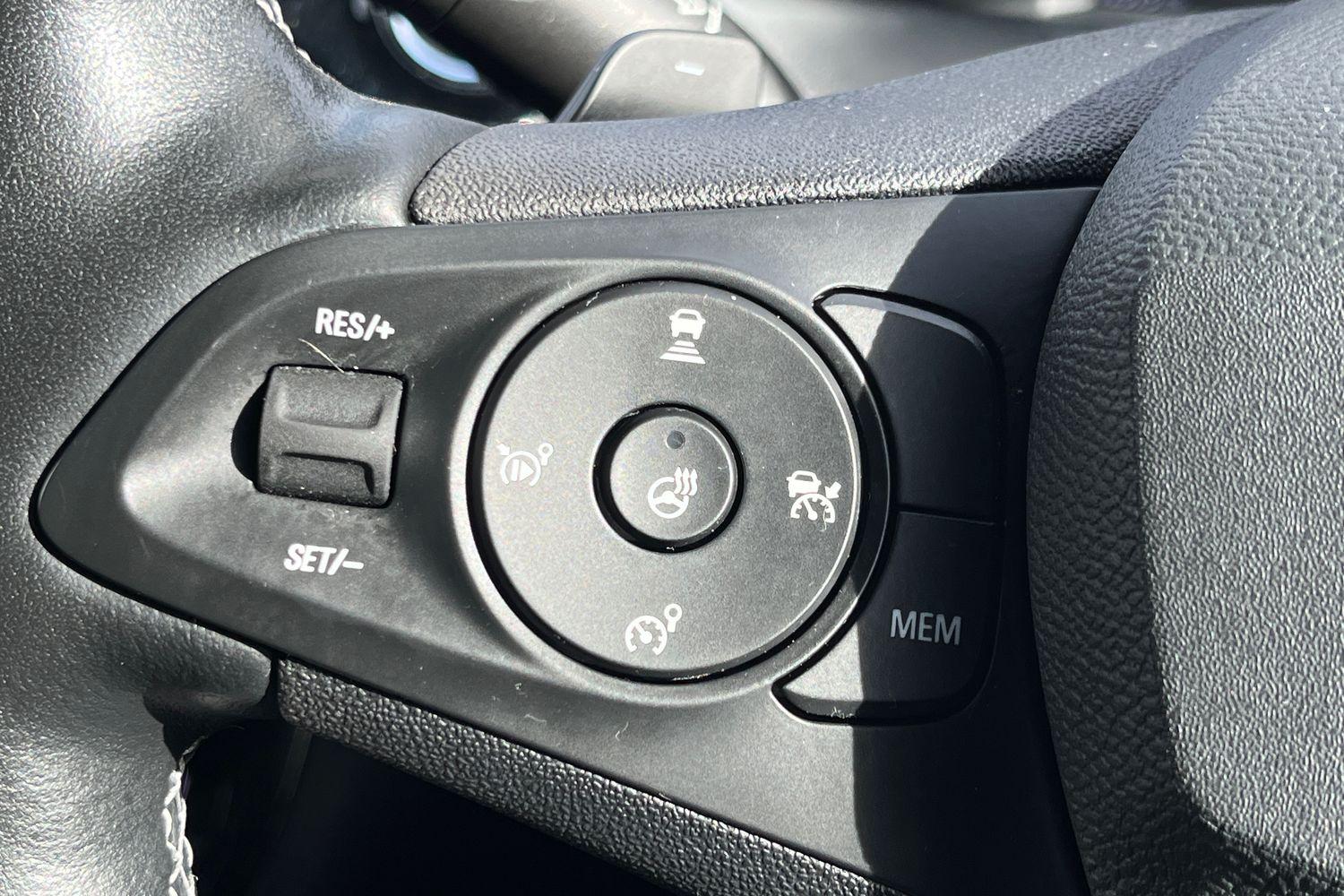 Vauxhall CORSA Photo 24