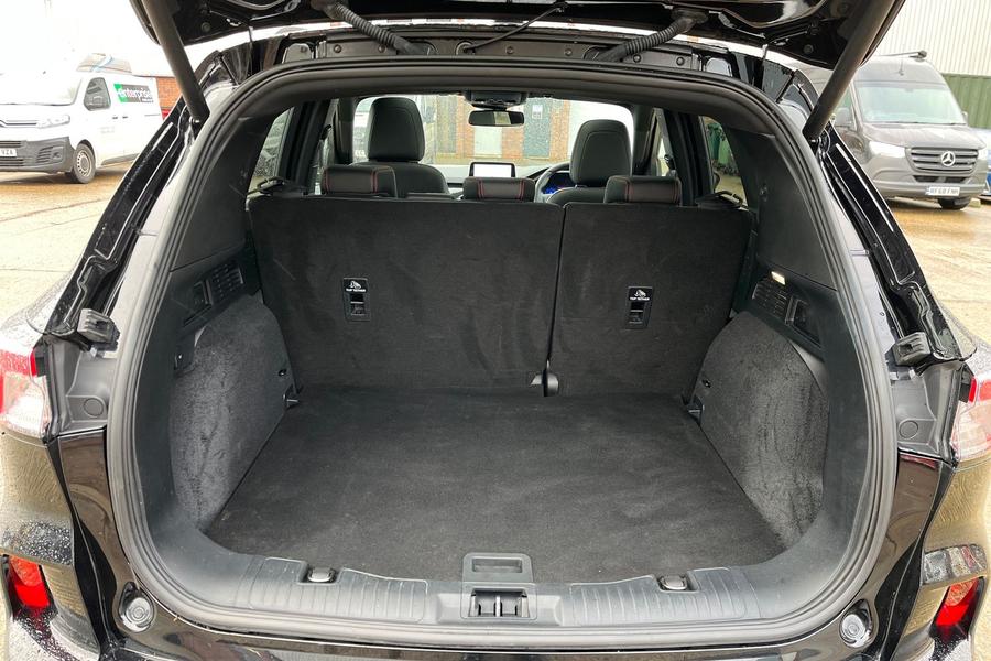 Ford Kuga Photo autoimg-bdcad7ead1736d079d139793613289953c6cbcc6.jpg