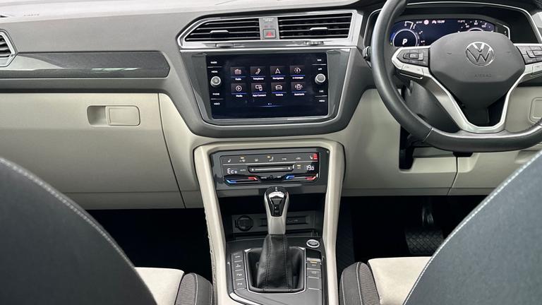 Used Volkswagen Tiguan VK72DTX 23