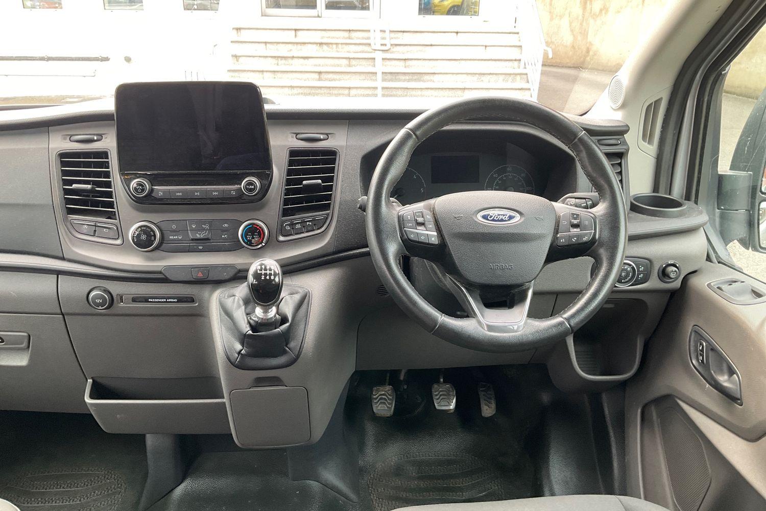 Ford TRANSIT Photo 26