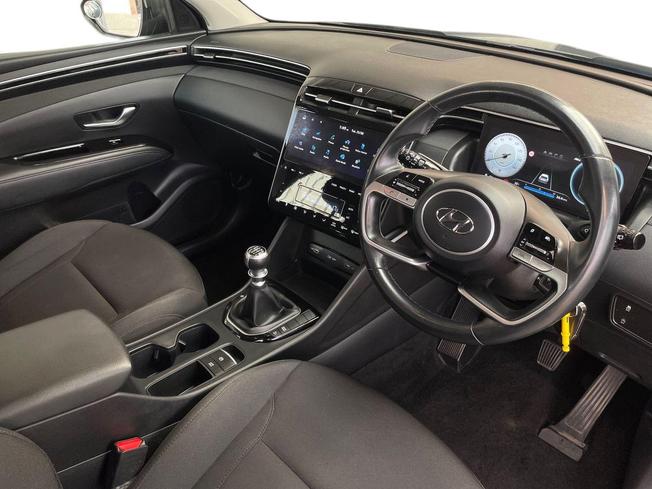 HYUNDAI Tucson Photo 6