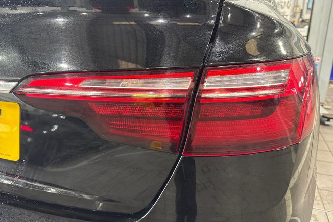 AUDI A4 Photo 18