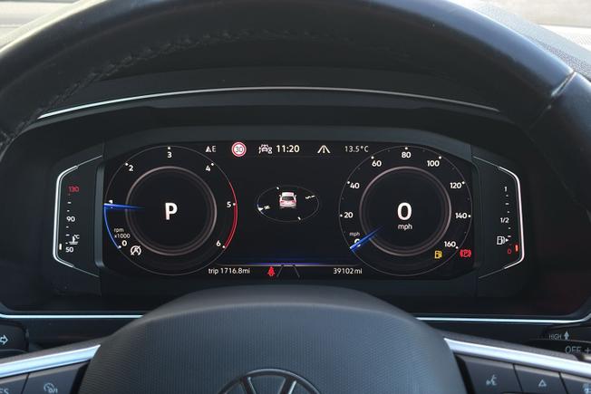 VOLKSWAGEN Tiguan Photo 15