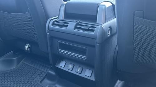 Land Rover Defender Photo autoimg-bddc55636be1fbe6c8a37cf8eca304acb30a9dc3.jpg
