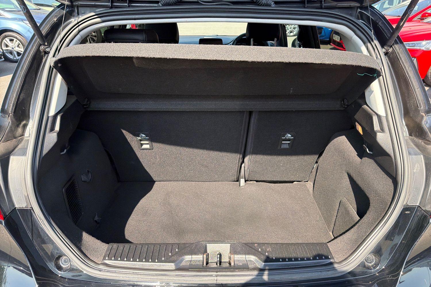 Ford FIESTA Photo 20