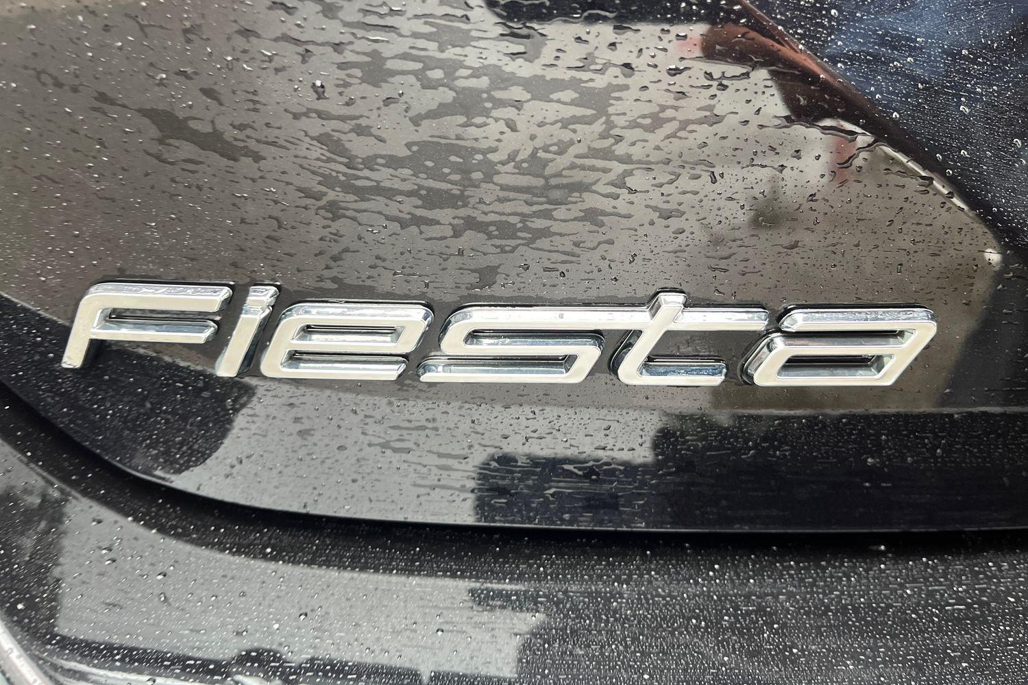 Ford FIESTA Photo 39