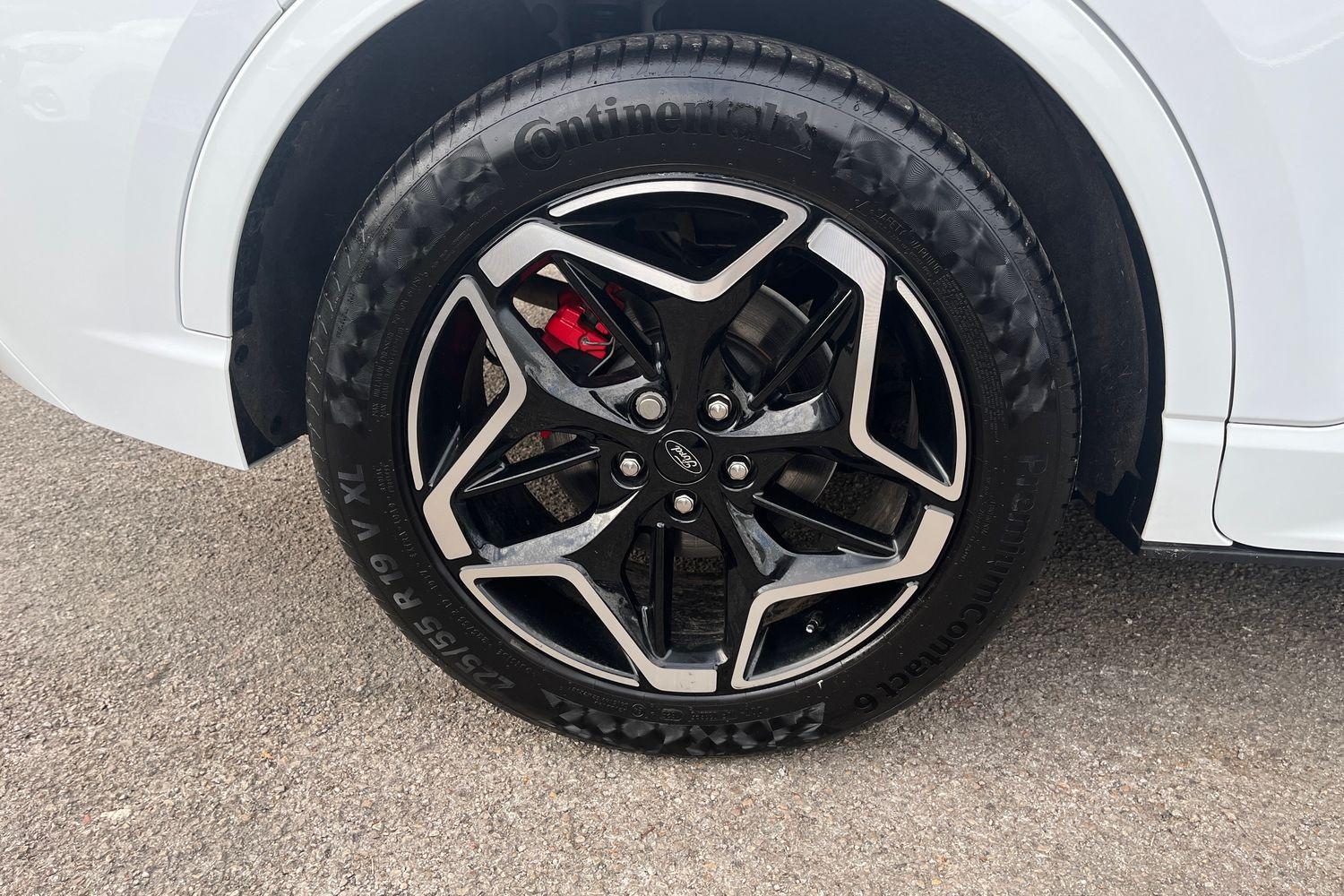 Ford KUGA Photo 7