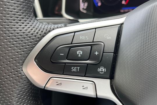 Volkswagen T-roc Photo autoimg-bde54281d38eb5cfbf2ec0a313f457dad1a34a7f.jpg