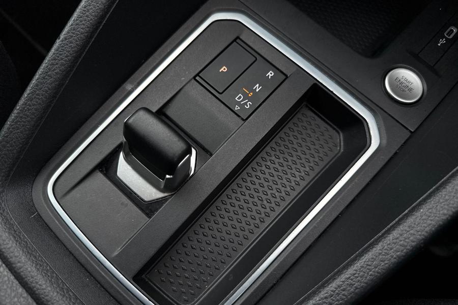 Ford Grand Tourneo Connect Photo autoimg-bdebbd82302a72b1accbc45a0ac307d8b7c6bbd3.jpg