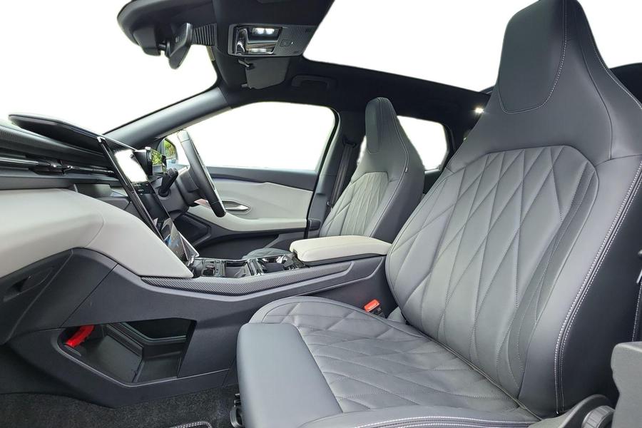 Ford Explorer Photo autoimg-bdee892d8c9b1c9869c3b0e4a14e8b57a50a9b65.jpg