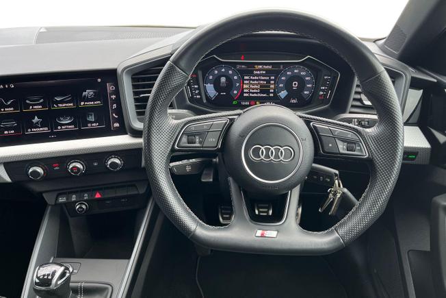 Audi A1 Photo 11