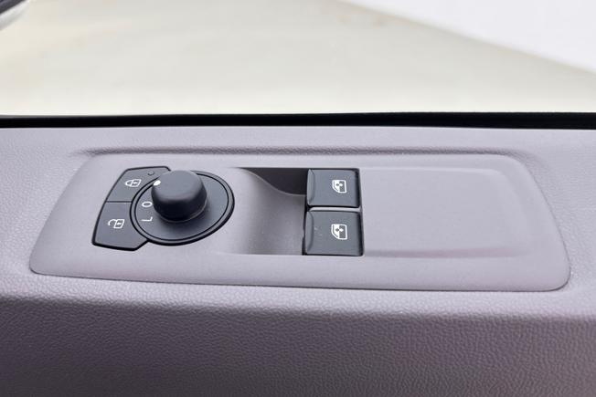 Volkswagen Transporter Photo 27