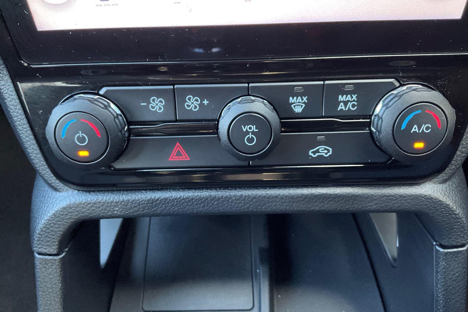 Ford RANGER Photo 29