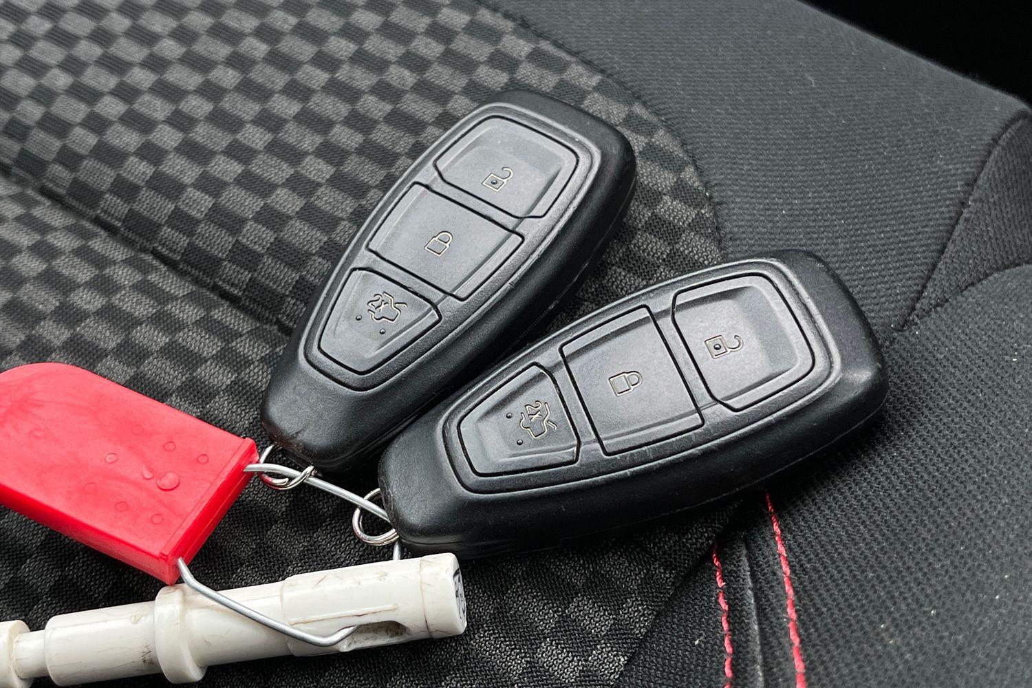 Ford FIESTA Photo 34