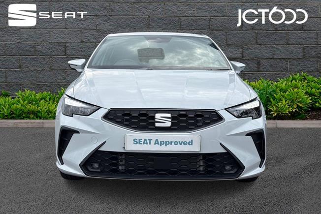 SEAT Ibiza Photo 8
