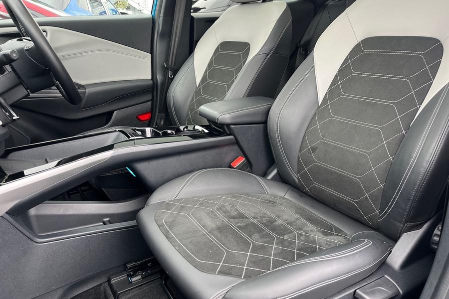 Ford Puma Gen-E Photo autoimg-bdfa09e148b8952e66f7fa5592669363f09a1b3c.jpg