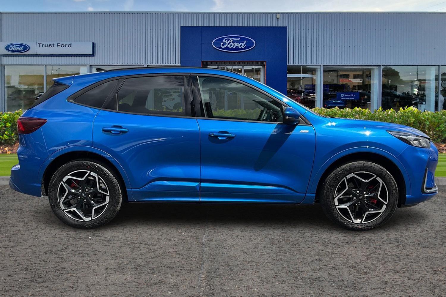 Ford KUGA Photo 2