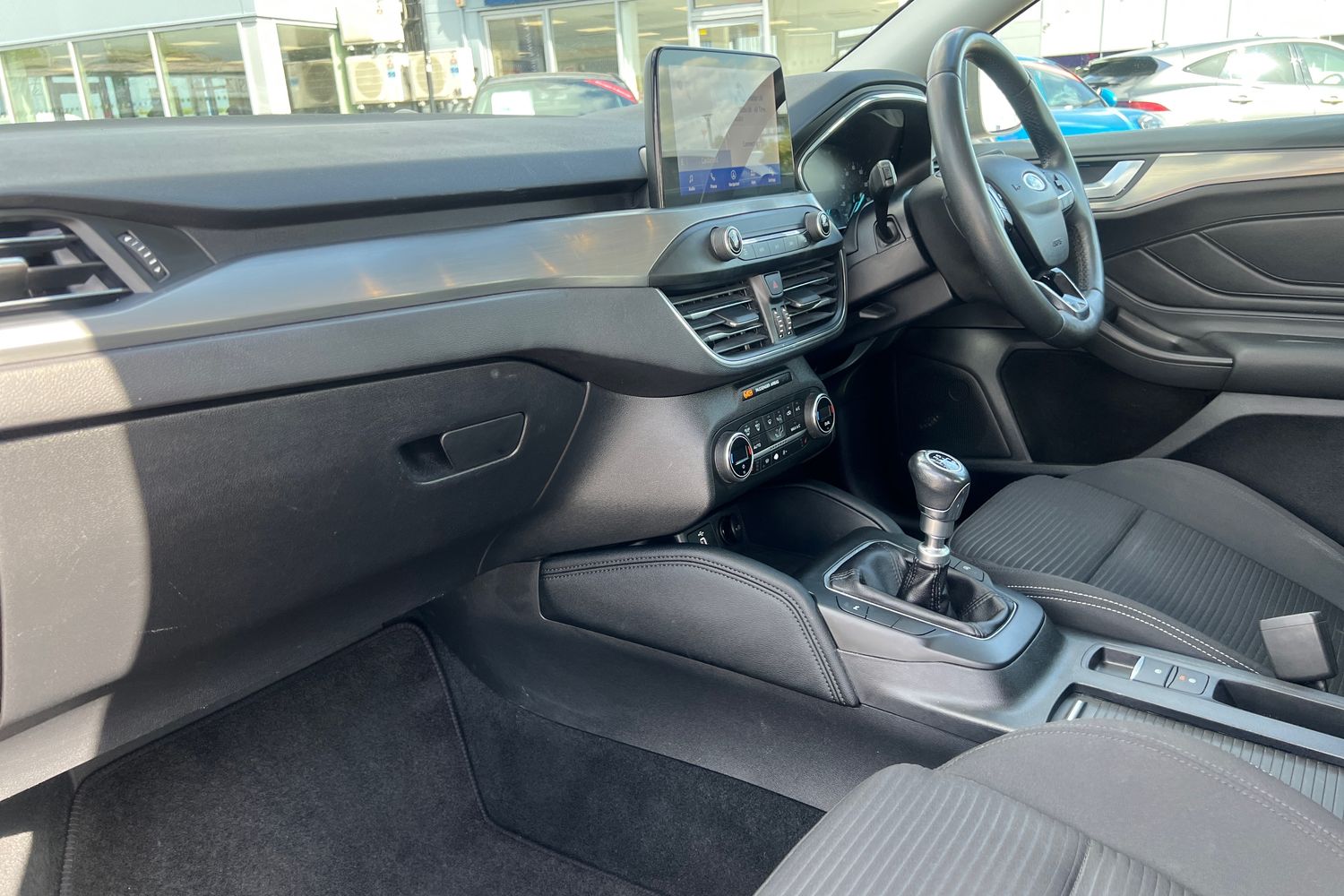Ford FOCUS Photo 17