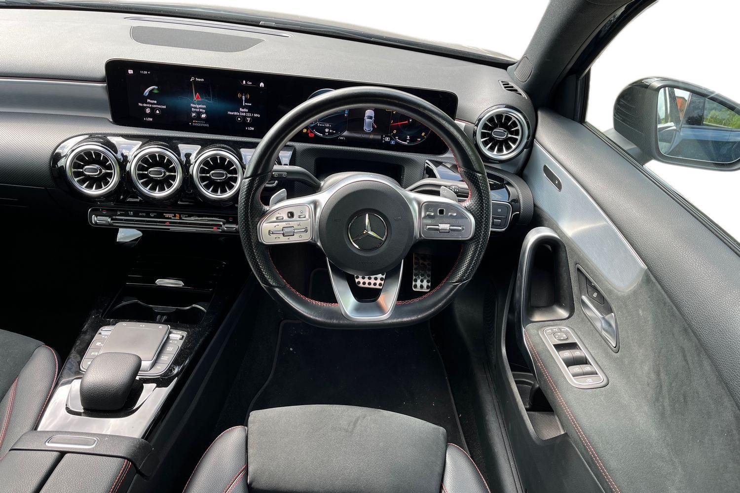 Mercedes-Benz A Class Photo 10
