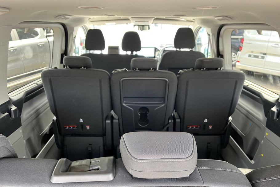 Used Ford TOURNEO CUSTOM WN26TXS 32