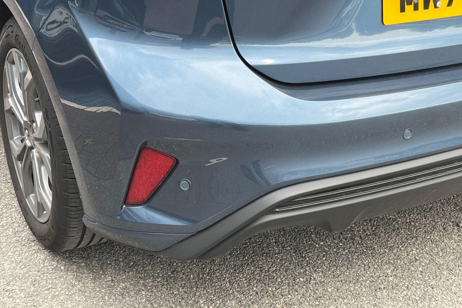 Ford FOCUS Photo 22