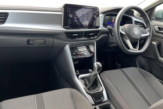 Volkswagen T-roc Photo autoimg-be020938728e42be7e1e3c2311c71a8519095955.jpg