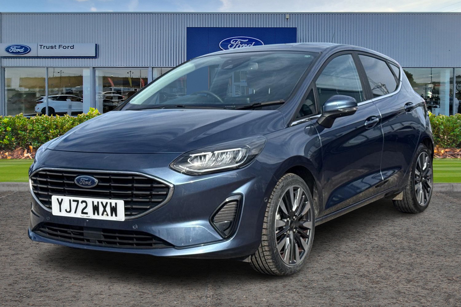 Ford FIESTA Photo 4
