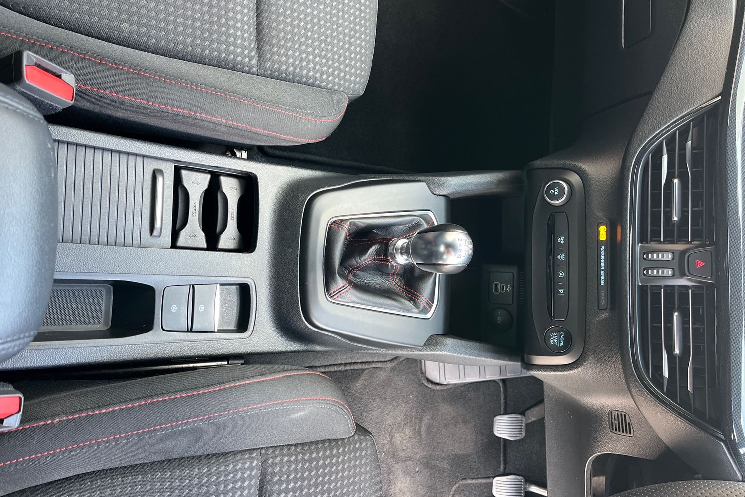 Ford Focus Photo 28