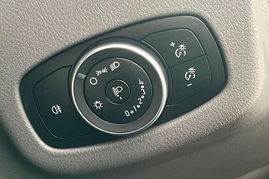 Ford TRANSIT CONNECT Photo autoimg-be0afc15deb32be4cd79885416c2c7137e286ab0.jpg