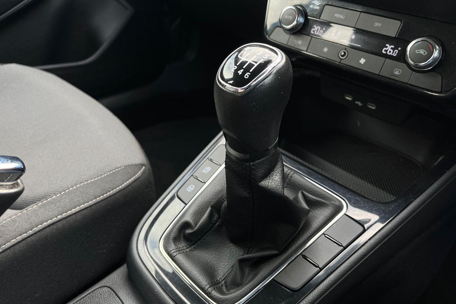 Skoda FABIA Photo 31