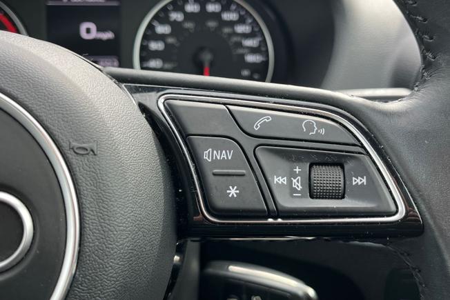 Audi Q2 Photo 17
