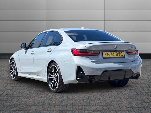 BMW 3 Series Photo autoimg-be14bb55bf64ec4fe256cb8a41641c1310916f87.jpg